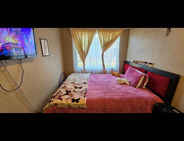 2 BEDROOM TOWNHOUSE FOR SALE IN MEYERSDAL